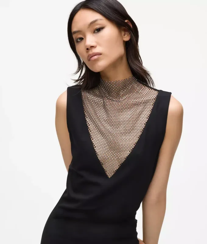 Abito con scollo a V in rete con strass Abito con scollo a V in rete con strass