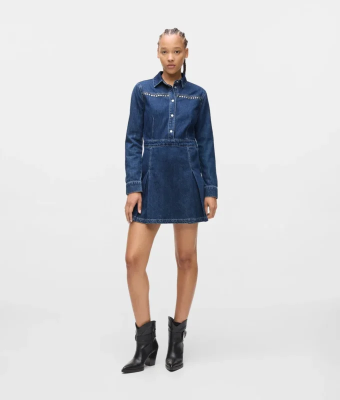 Abito in denim con borchie