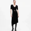 Abito in maglia con cintura Abito in maglia con cintura
