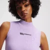 ABITO IN MAGLIA CON COLLO ALTO ABITO IN MAGLIA CON COLLO ALTO