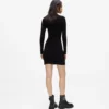 Abito in maglia con cut-out