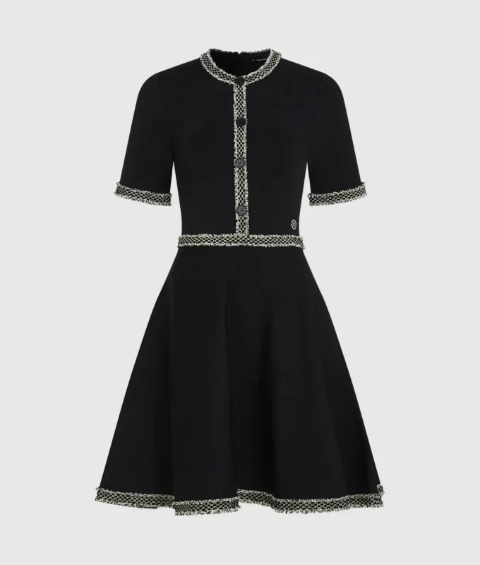 Abito in maglia con dettagli bouclé Abito in maglia con dettagli bouclé