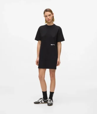 Abito T-shirt con citazione di Karl