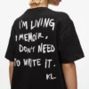 Abito T-shirt con citazione di Karl Abito T-shirt con citazione di Karl