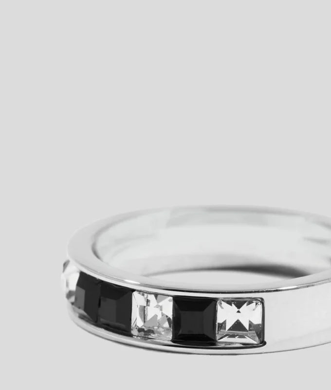 ANELLO CON CRISTALLI ANELLO CON CRISTALLI