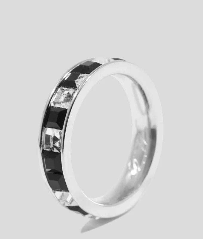 ANELLO CON CRISTALLI ANELLO CON CRISTALLI