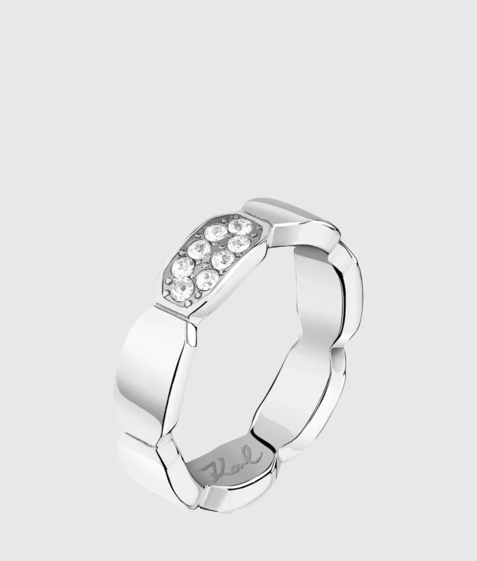 Anello con cristallo Anello con cristallo