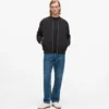 Bomber con zip frontale Bomber con zip frontale