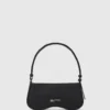 Borsa a tracolla con borchie e occhiali da sole Borsa a tracolla con borchie e occhiali da sole