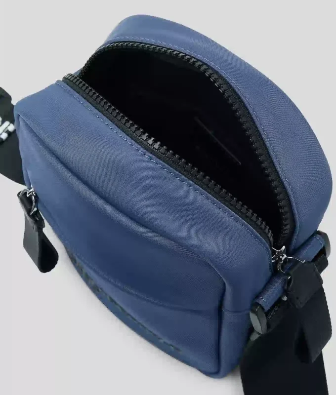 BORSA A TRACOLLA IN NYLON BORSA A TRACOLLA IN NYLON