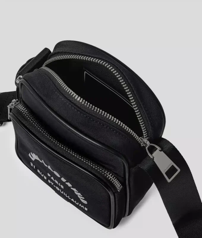 BORSA A TRACOLLA IN NYLON RUE ST-GUILLAUME BORSA A TRACOLLA IN NYLON RUE ST-GUILLAUME