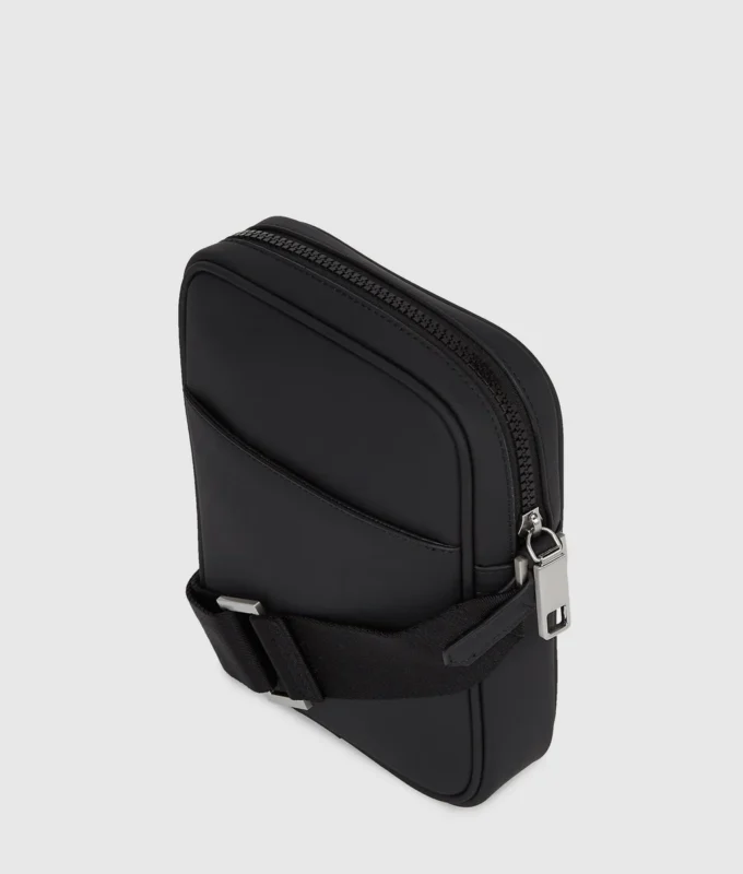 Borsa a tracolla minimalista con logo