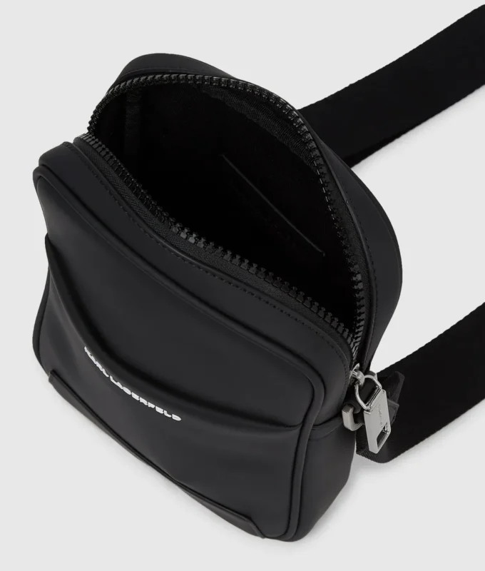 Borsa a tracolla minimalista con logo
