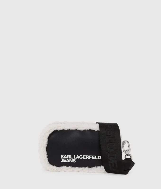 Borsa a tracolla per fotocamera in shearling Borsa a tracolla per fotocamera in shearling