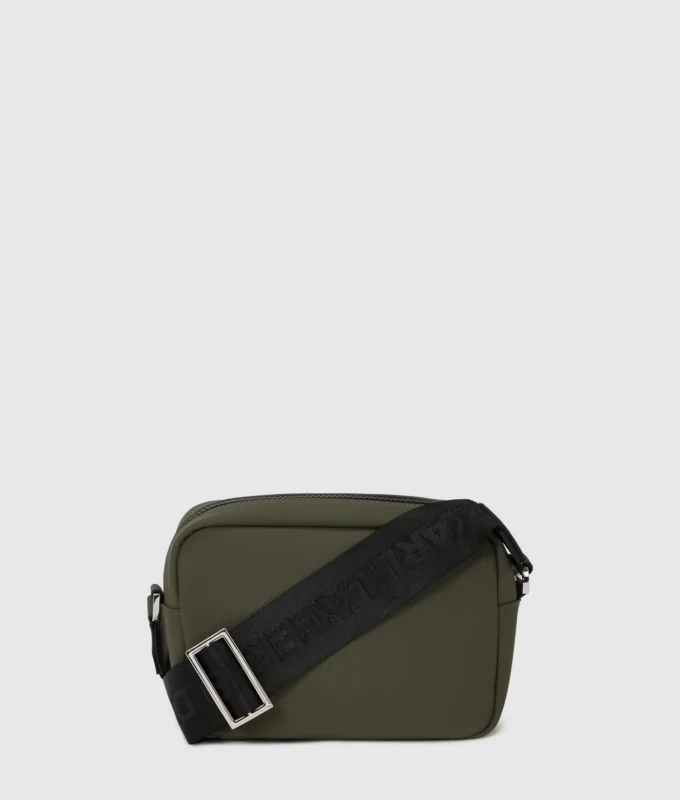 BORSA A TRACOLLA RIVESTITA BORSA A TRACOLLA RIVESTITA