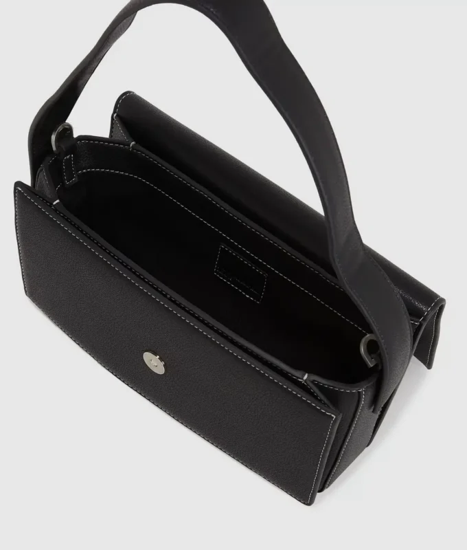 Borsa con manico superiore e logo in metallo Borsa con manico superiore e logo in metallo