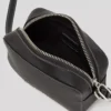 BORSA PER FOTOCAMERA CON LOGO IN METALLO BORSA PER FOTOCAMERA CON LOGO IN METALLO