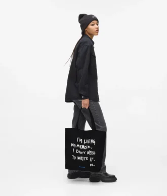 Borsa shopper con citazione di Karl