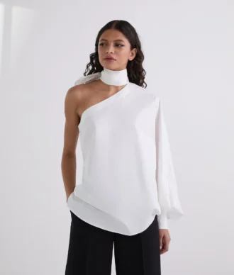 CAMICIA CON DETTAGLIO FIOCCHETTO E MANICA UNICA