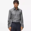 Camicia con polsini diagonali Camicia con polsini diagonali