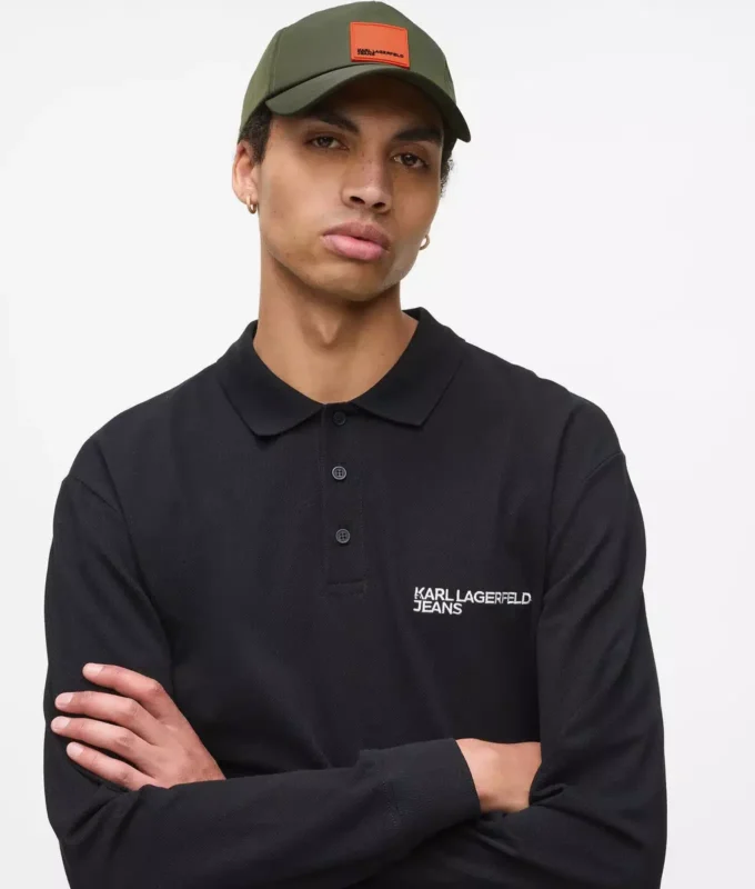 Cappellino con logo Cappellino con logo