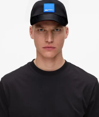 Cappellino con logo