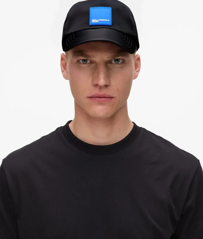 Cappellino con logo Cappellino con logo