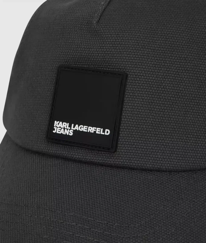 Cappellino con logo patch Cappellino con logo patch