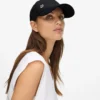 Cappellino con spilla Ikon Choupette Cappellino con spilla Ikon Choupette