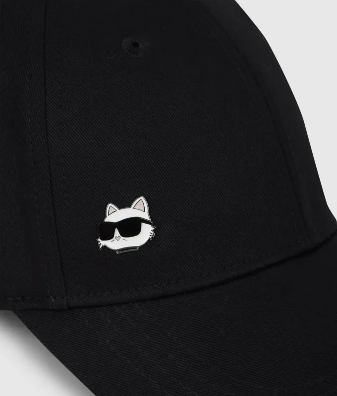Cappellino con spilla Ikon Choupette Cappellino con spilla Ikon Choupette