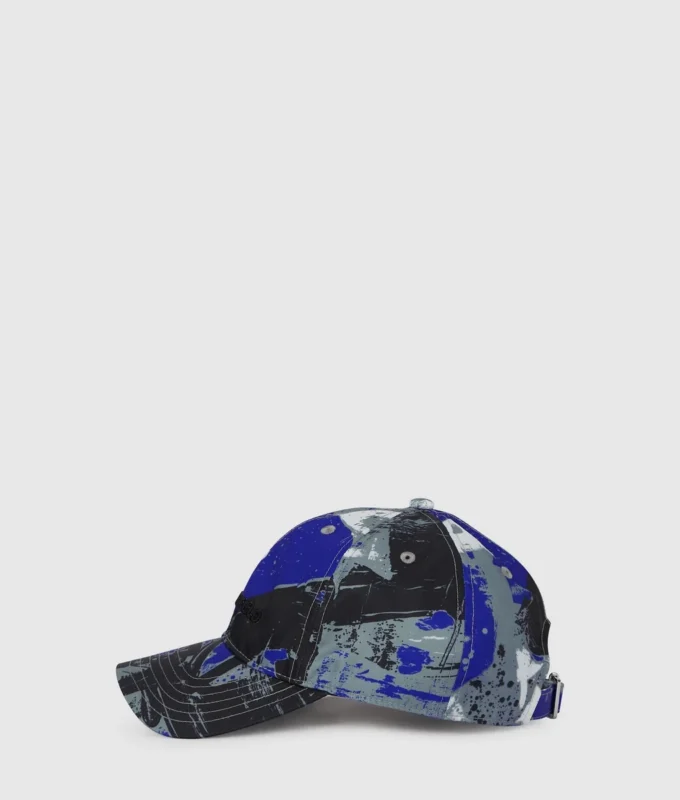 Cappellino con stampa graffiti Cappellino con stampa graffiti