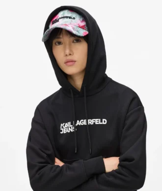 Cappellino con stampa graffiti all-over Cappellino con stampa graffiti all-over