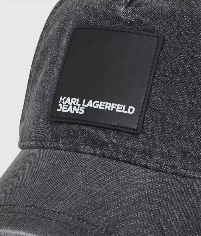 Cappellino in denim con logo box