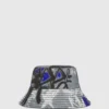 Cappello a secchiello reversibile con graffiti