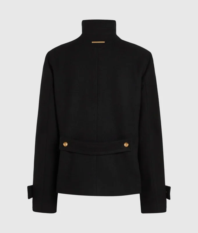 Cappotto con bottoni Cappotto con bottoni