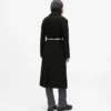Cappotto con cintura con logo