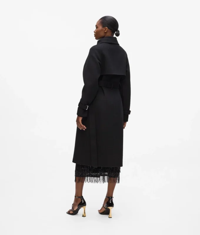 Cappotto lungo con cintura Cappotto lungo con cintura