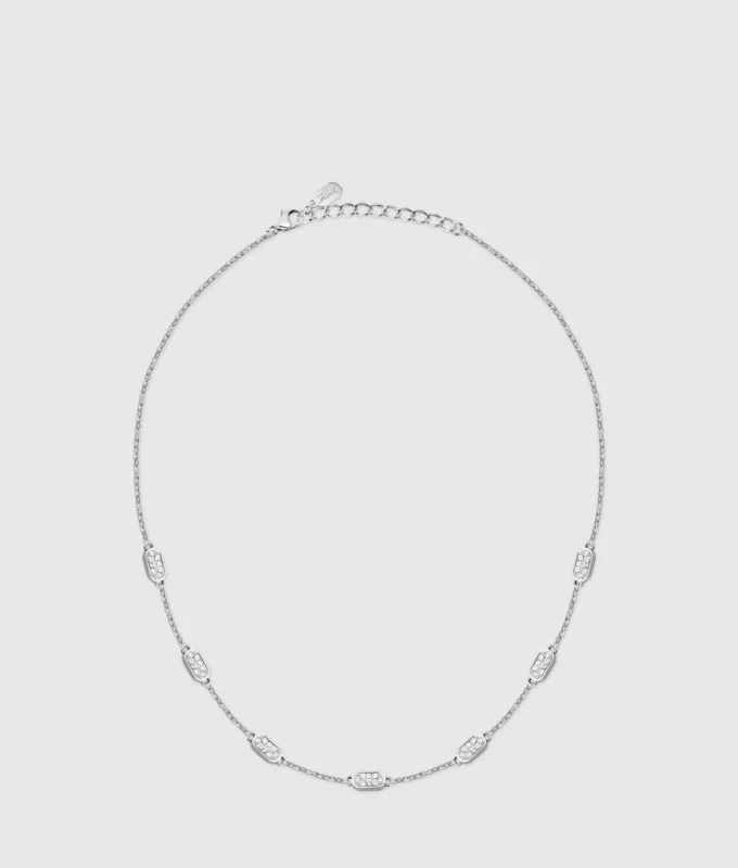 Collana con maglie in cristallo Collana con maglie in cristallo
