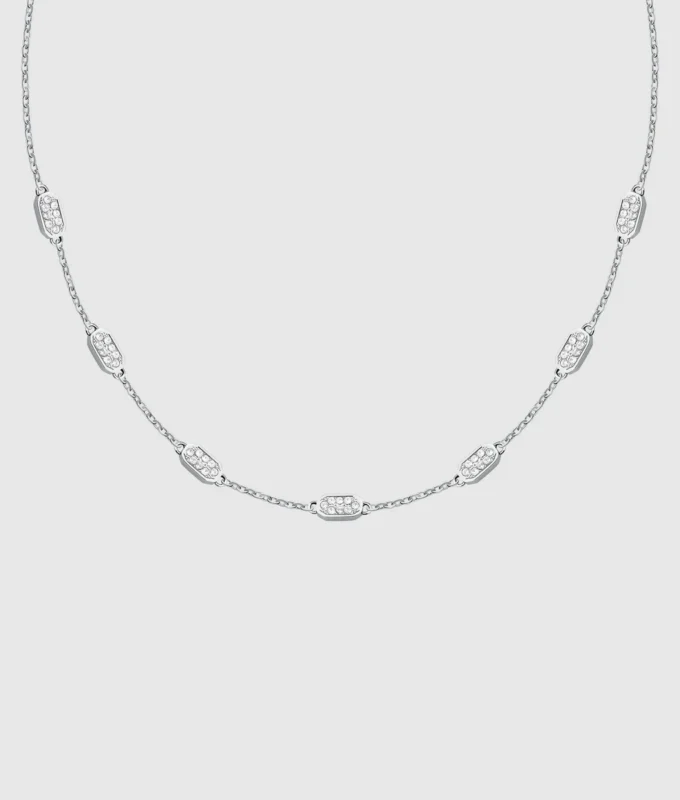 Collana con maglie in cristallo Collana con maglie in cristallo