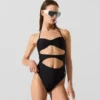 COSTUME DA BAGNO A BANDOLIERINA A RIGHE COSTUME DA BAGNO A BANDOLIERINA A RIGHE
