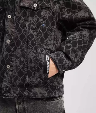 GIACCA IN DENIM CON STAMPA ALL-OVER GIACCA IN DENIM CON STAMPA ALL-OVER