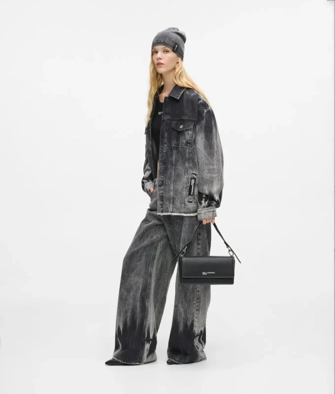 Giacca in denim sbiancato Giacca in denim sbiancato