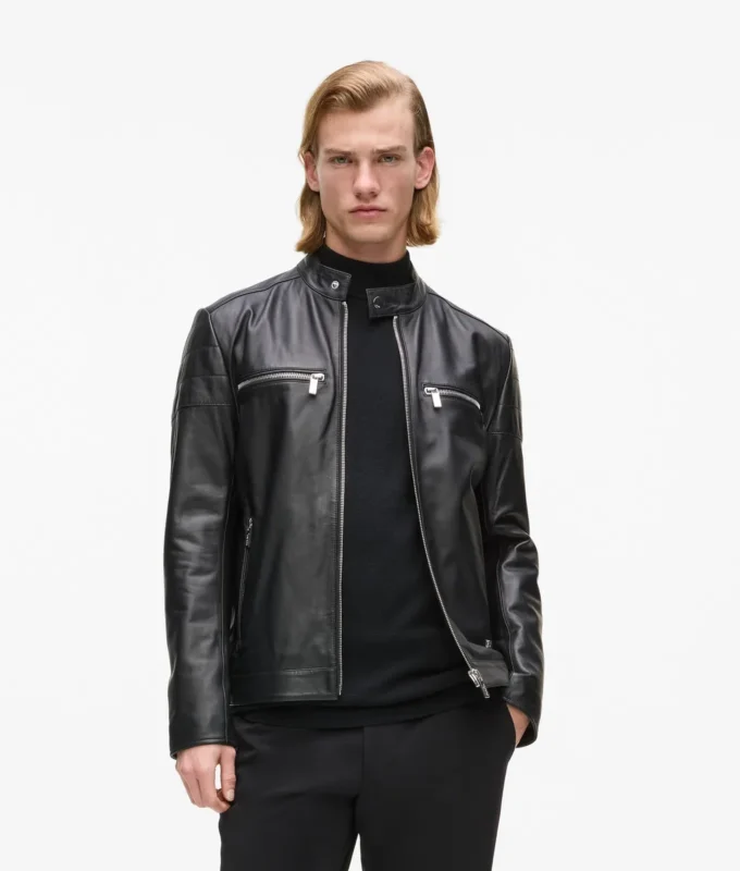 Giacca in pelle con collo alto Giacca in pelle con collo alto