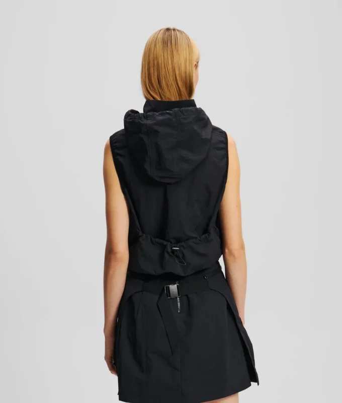 GILET CON CAPPUCCIO GILET CON CAPPUCCIO