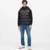 Gilet imbottito con cappuccio Gilet imbottito con cappuccio