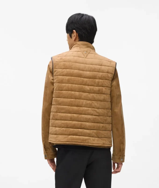 Gilet trapuntato in finta pelle scamosciata