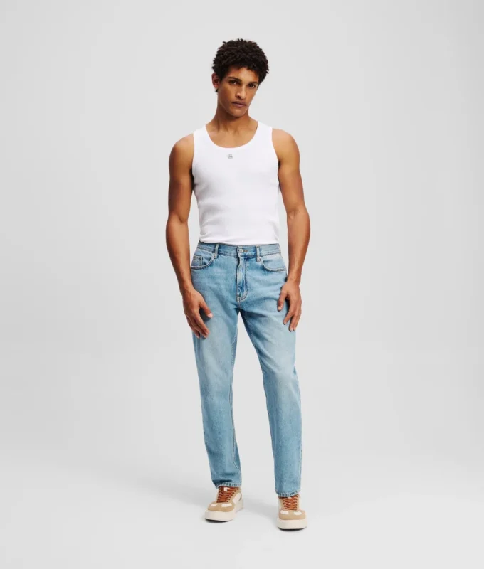 JEANS A CONO CON LOGO JEANS A CONO CON LOGO