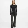 Jeans a vita alta con cuciture Jeans a vita alta con cuciture