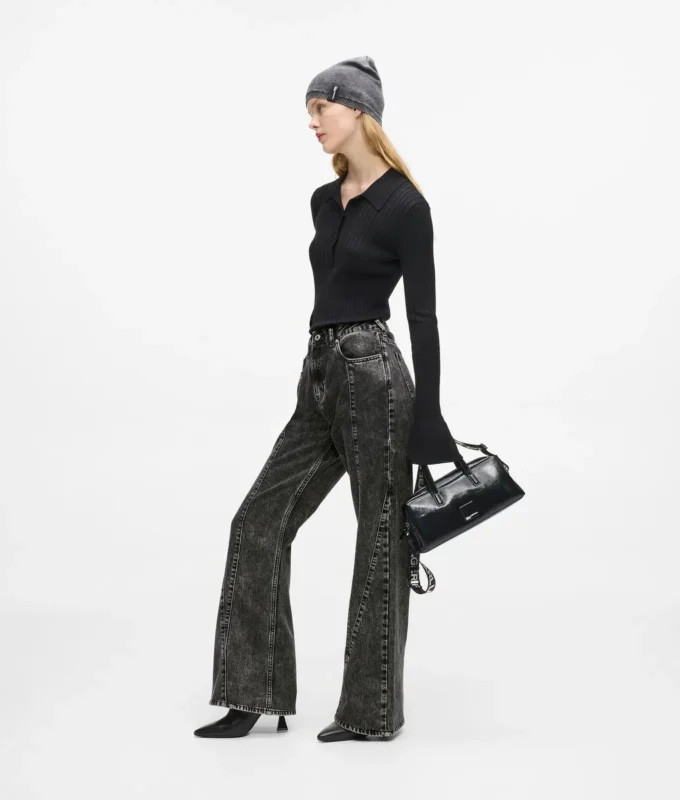 Jeans a vita alta con cuciture Jeans a vita alta con cuciture