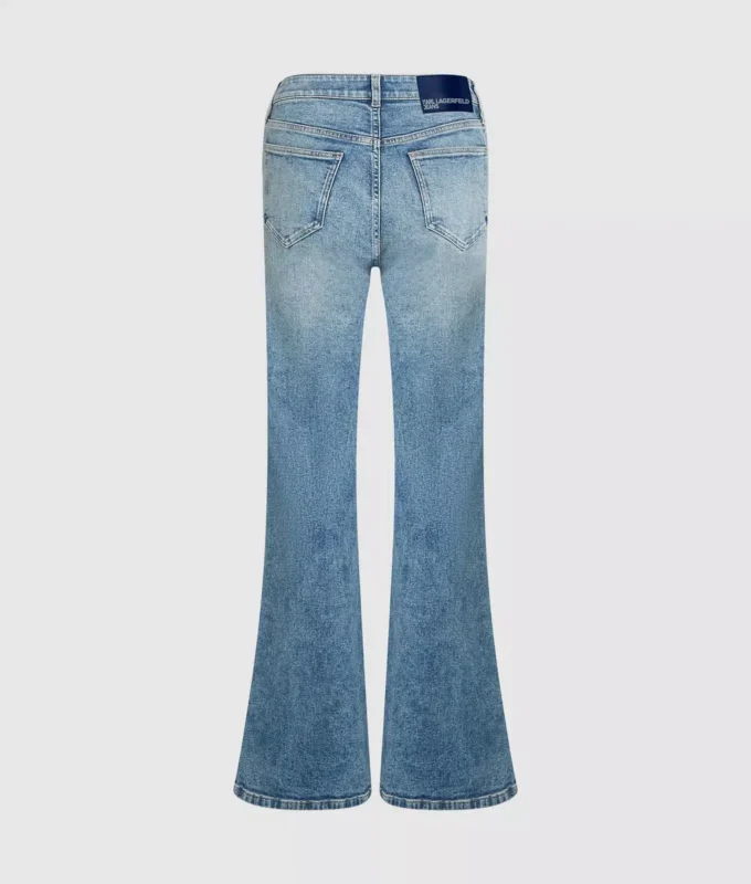 Jeans a vita alta svasati Jeans a vita alta svasati